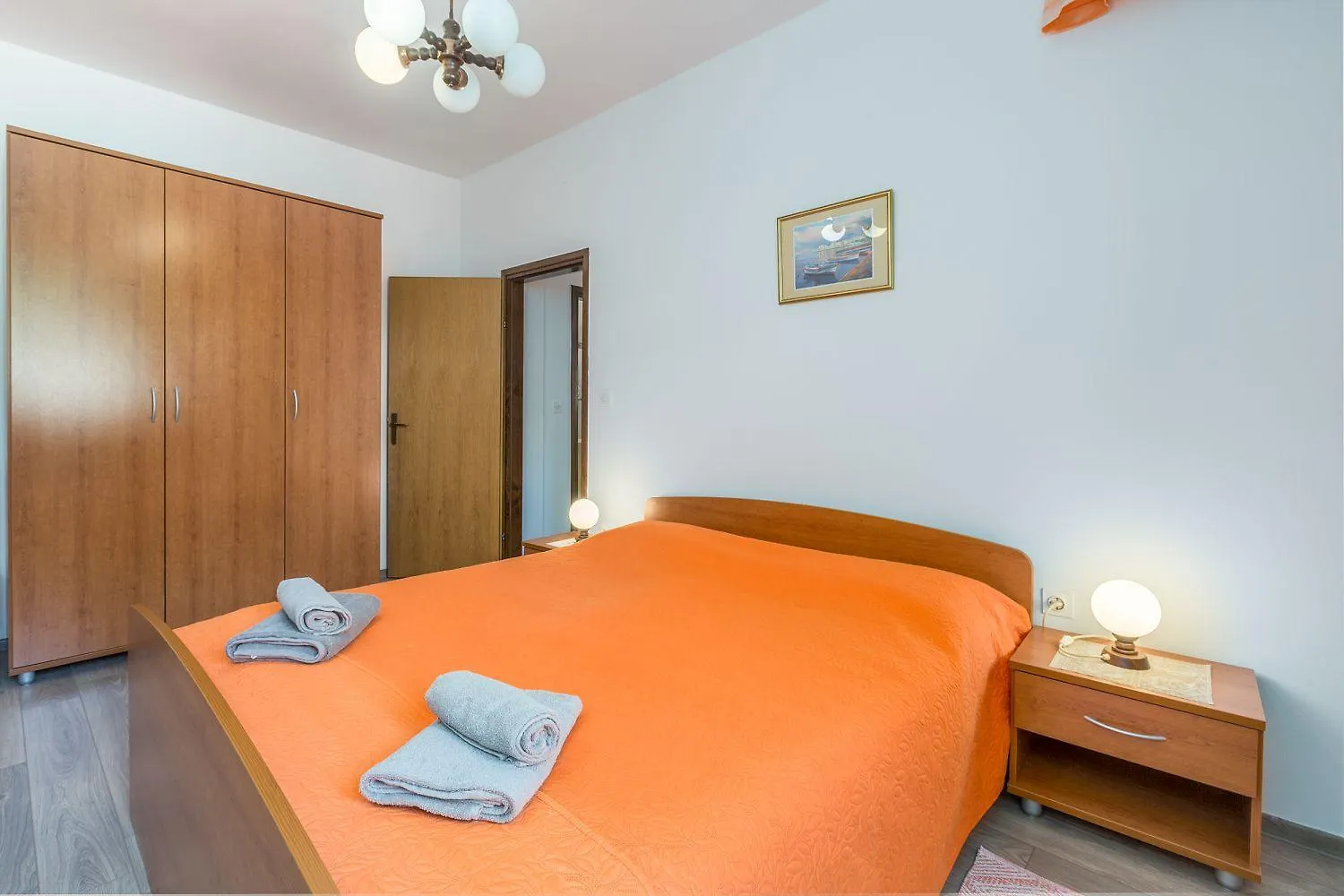 Charmantes Apartment Nur 400 Meter Zum Strand Mit Grossem Pool, Privater Terrasse, Grill, Liegen Porec 0*,  Croatia